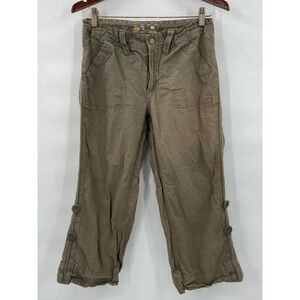 Mountain Hardwear Women's Green Capri Pants Size 6 Hiking Camping Outdoors